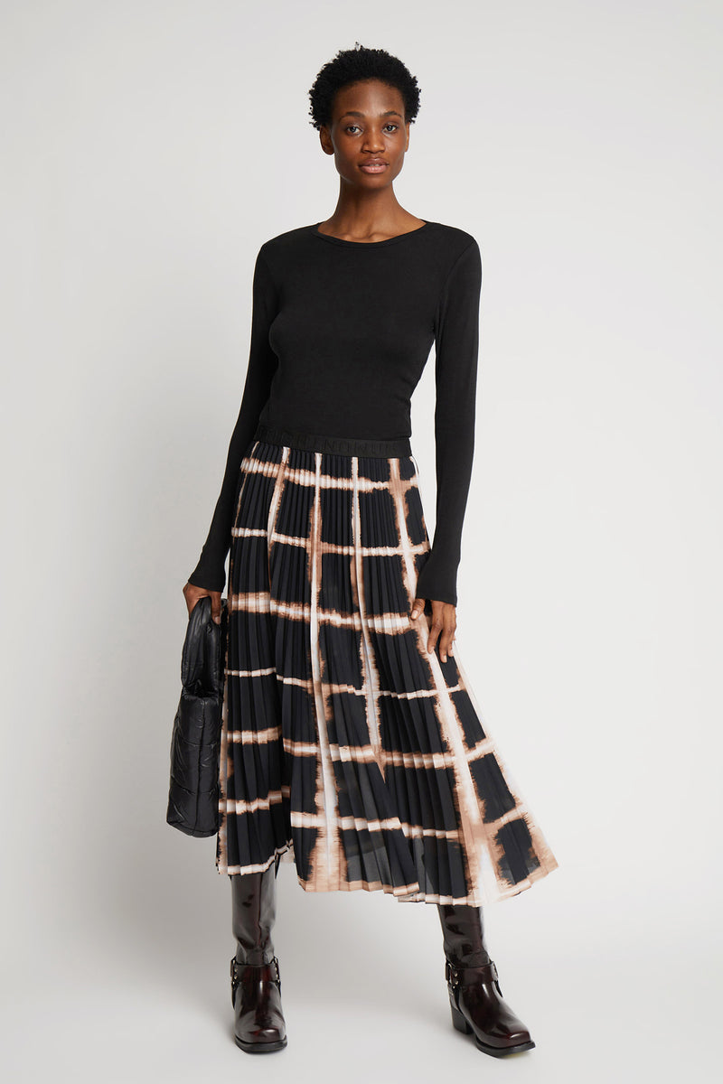 Charming Check-Print Pleated Skirt