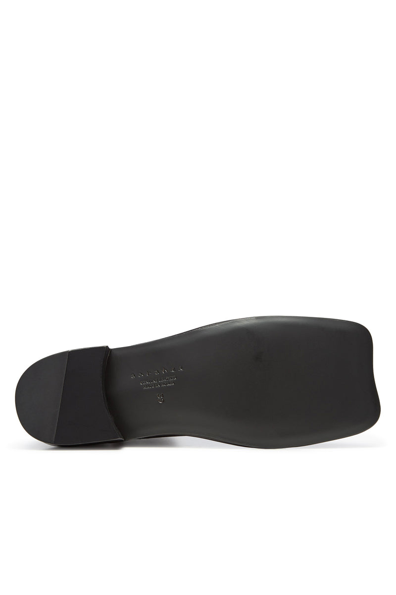 Hana Crinkled Leather Chelsea Boots