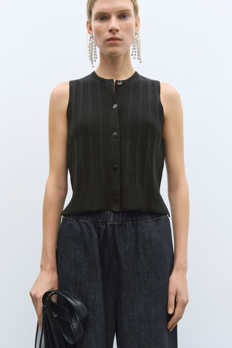 Merino Wool Ribbed Waistcoat