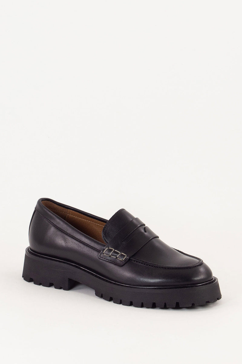 Barcelo Leather Loafers