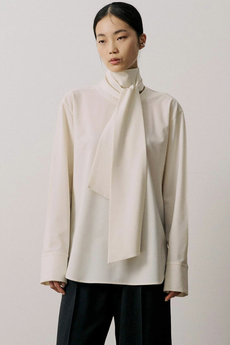 Wool-Blended Bow-Tie Blouse